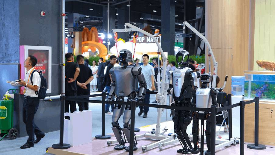 Robots on display during the 2025 China International Fair for Trade in Services (CIFTIS) in Beijing, China, September 10, 2025. /VCG